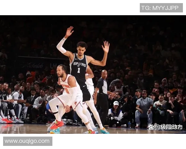 文班亚马马刺NBA